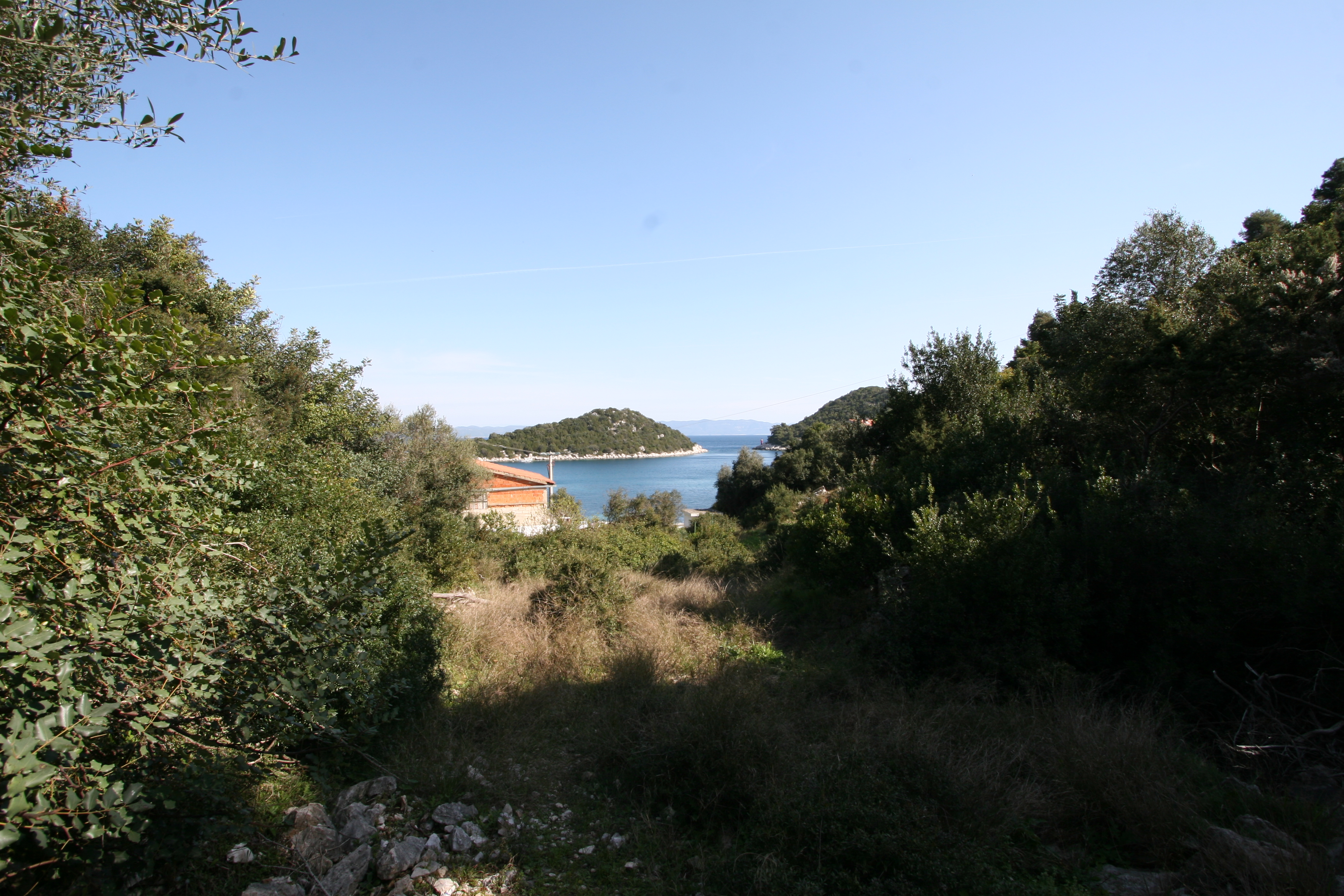 pogled s vrha parcele put korčule